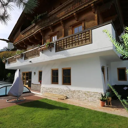 Apartment In Near Resort, Cleaning Included Fuegen